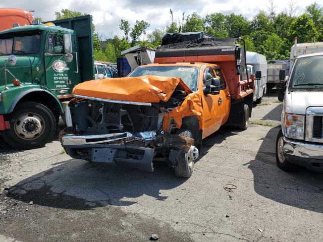 1GBJC33K78F189561 - 2008 CHEVROLET SILVERADO C3500 ORANGE photo 2