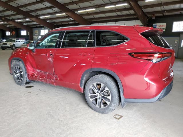 5TDGZRBH9MS157329 - 2021 TOYOTA HIGHLANDER XLE RED photo 2