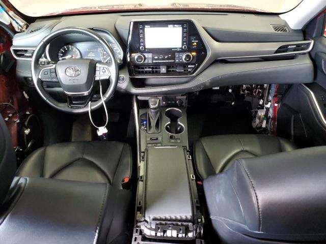 5TDGZRBH9MS157329 - 2021 TOYOTA HIGHLANDER XLE RED photo 8