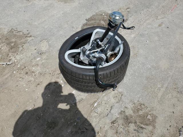 1G1YA2D40R5108927 - 2024 CHEVROLET CORVETTE STINGRAY 1LT WHITE photo 12