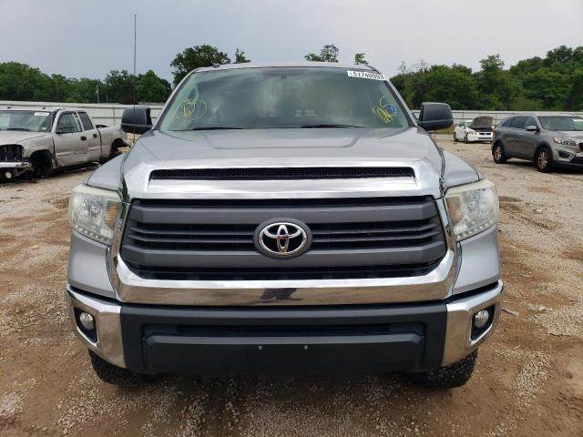 5TFUW5F17EX383639 - 2014 TOYOTA TUNDRA DOUBLE CAB SR/SR5 SILVER photo 5