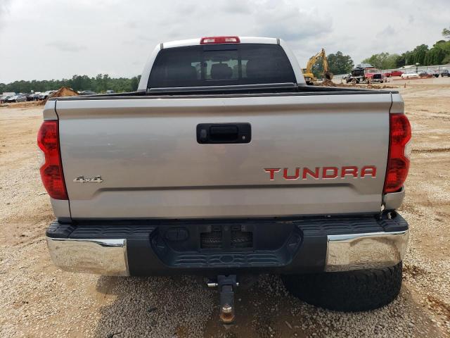 5TFUW5F17EX383639 - 2014 TOYOTA TUNDRA DOUBLE CAB SR/SR5 SILVER photo 6