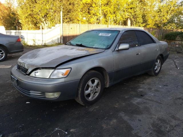 1999 LEXUS ES 300, 