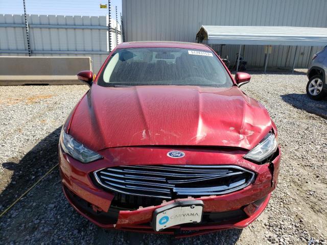 3FA6P0H70HR285131 - 2017 FORD FUSION SE BURGUNDY photo 5