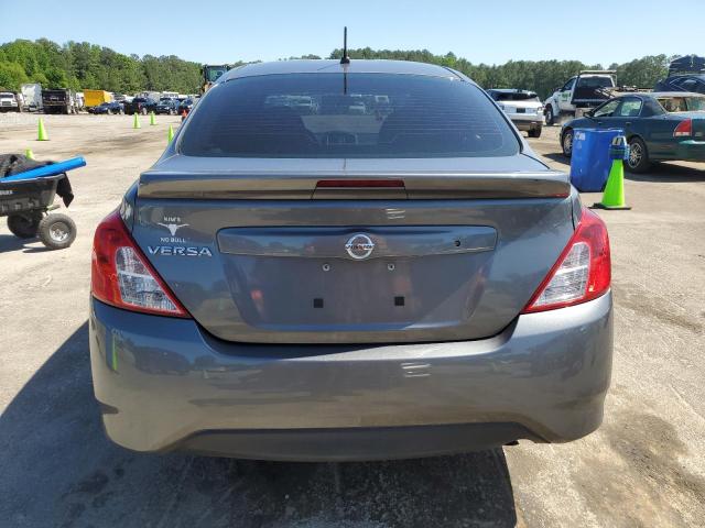 3N1CN7AP0GL909634 - 2016 NISSAN VERSA S GRAY photo 6