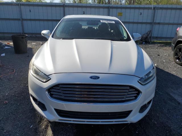 3FA6P0HR7DR160705 - 2013 FORD FUSION SE WHITE photo 5