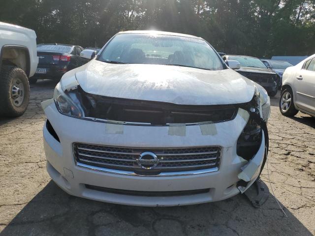 1N4AA5AP5BC837327 - 2011 NISSAN MAXIMA S WHITE photo 5