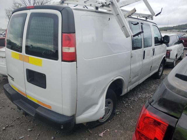 1GCWGFCA2D1902954 - 2013 CHEVROLET EXPRESS G2 WHITE photo 3