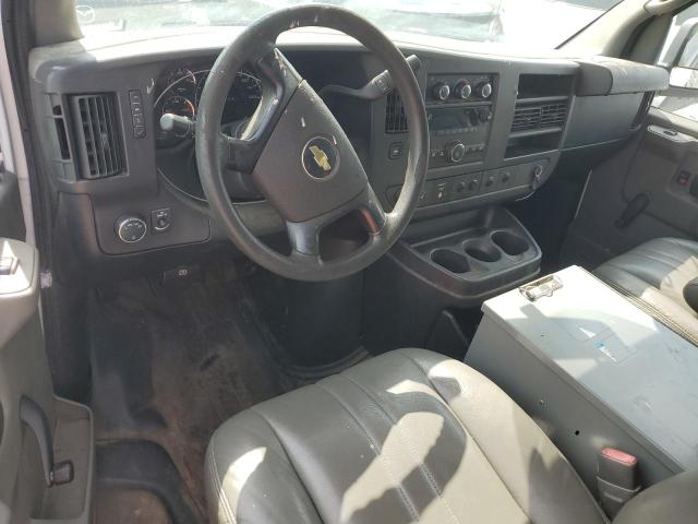 1GCWGFCA2D1902954 - 2013 CHEVROLET EXPRESS G2 WHITE photo 8
