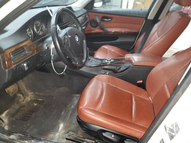 WBAPH7C55BE678575 - 2011 BMW 3 SERIES I WHITE photo 7