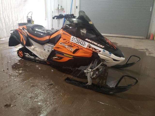 4UF08SNW78T123122 - 2008 ARCTIC CAT SNOWMOBILE 双色 照片 1