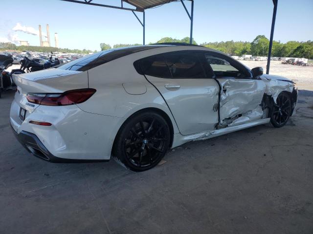 WBAGV8C03MCF46807 - 2021 BMW M850XI WHITE photo 3