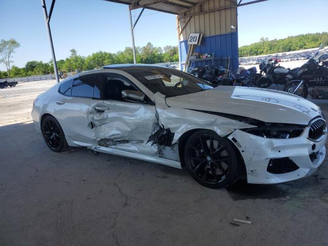WBAGV8C03MCF46807 - 2021 BMW M850XI WHITE photo 4