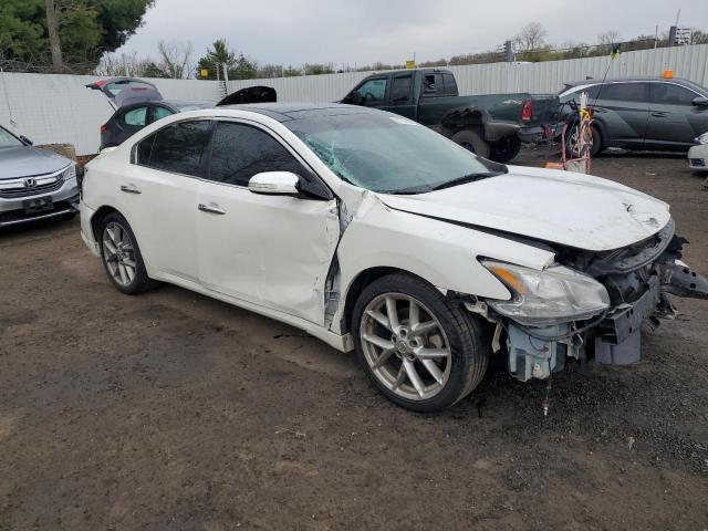 1N4AA5AP7AC873552 - 2010 NISSAN MAXIMA S WHITE photo 4