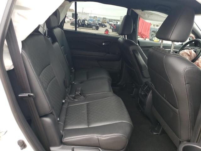 5FNYF7H54KB003515 - 2019 HONDA PASSPORT EXL WHITE photo 10