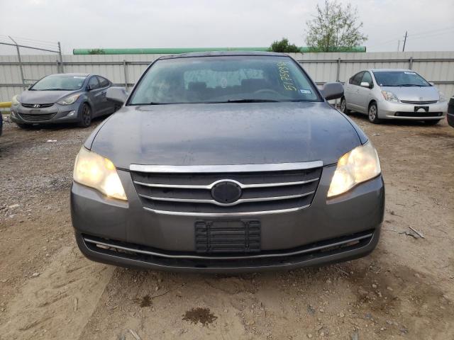 4T1BK36BX6U126604 - 2006 TOYOTA AVALON XL GRAY photo 5