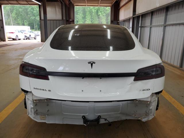 5YJSA1E26GF152592 - 2016 TESLA MODEL S WHITE photo 6