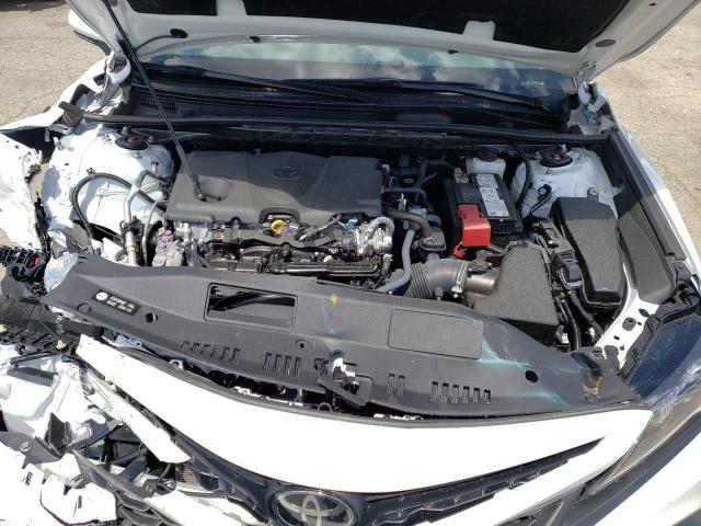 4T1T11AK5PU819620 - 2023 TOYOTA CAMRY SE NIGHT SHADE WHITE photo 11