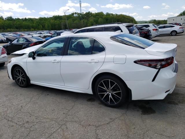 4T1T11AK5PU819620 - 2023 TOYOTA CAMRY SE NIGHT SHADE WHITE photo 2