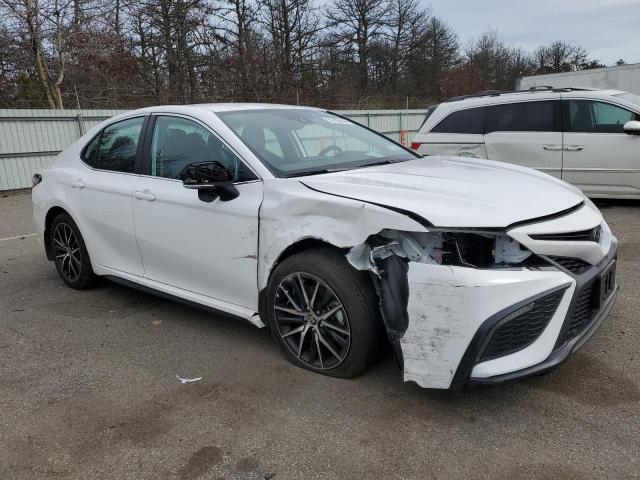 4T1G11AK3RU845864 - 2024 TOYOTA CAMRY SE NIGHT SHADE WHITE photo 4