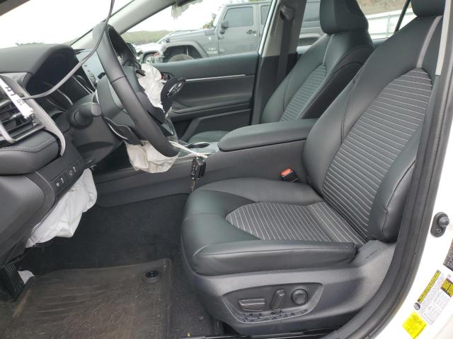 4T1G11AK3RU845864 - 2024 TOYOTA CAMRY SE NIGHT SHADE WHITE photo 7