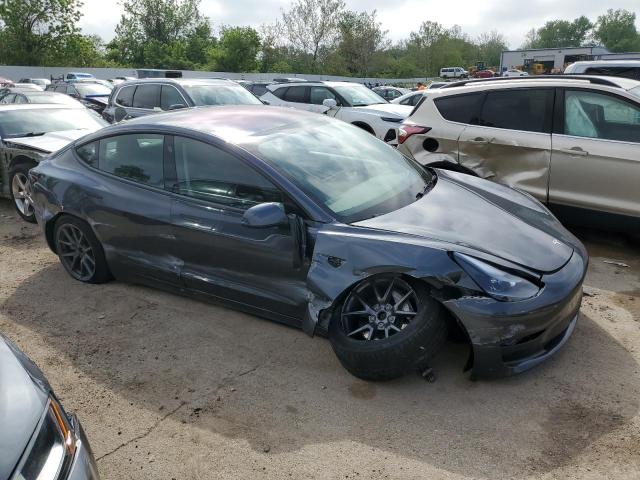 5YJ3E1EB6NF188496 - 2022 TESLA MODEL 3 GRAY photo 4