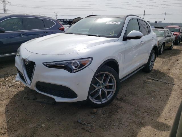 ZASFAKPN3J7B87965 - 2018 ALFA ROMEO STELVIO SPORT თეთრი ფოტო 1