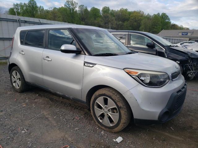 KNDJN2A29F7751261 - 2015 KIA SOUL SILVER photo 4