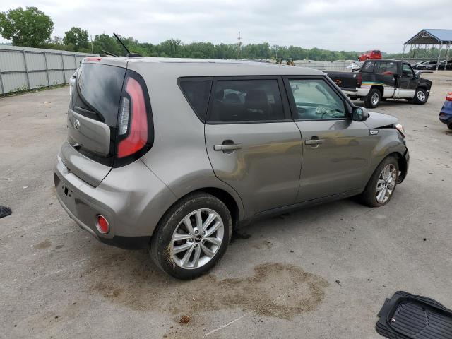 KNDJP3A58J7550261 - 2018 KIA SOUL + GRAY photo 3