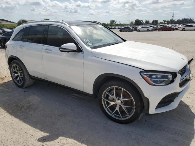 W1N0G8DB8LF827597 - 2020 MERCEDES-BENZ GLC 300 WHITE photo 4