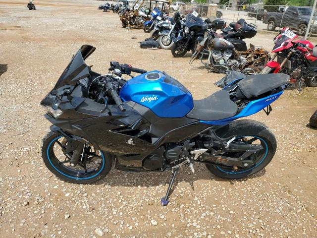 JKAEXKH10JDA05751 - 2018 KAWASAKI EX400 BLUE photo 3