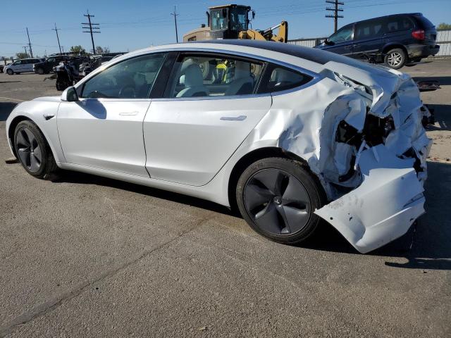 5YJ3E1EB6JF122282 - 2018 TESLA MODEL 3 WHITE photo 2