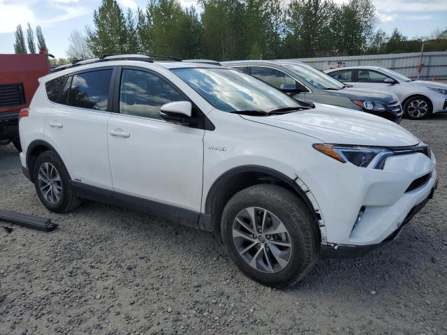 JTMRJREV6JD158236 - 2018 TOYOTA RAV4 HV LE WHITE photo 4