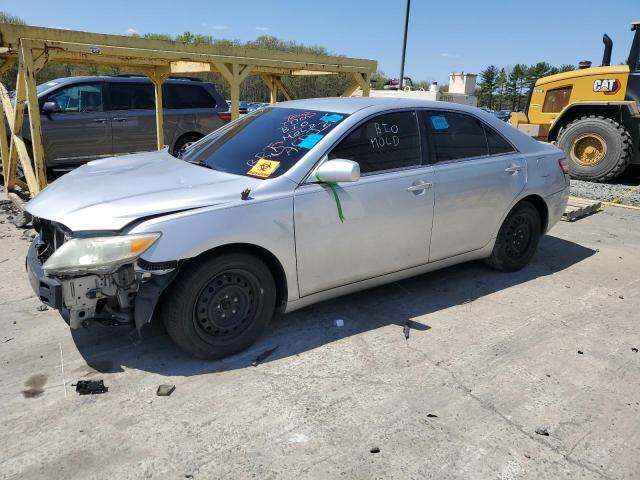 4T1BF3EK1BU705626 - 2011 TOYOTA CAMRY BASE SILVER photo 1