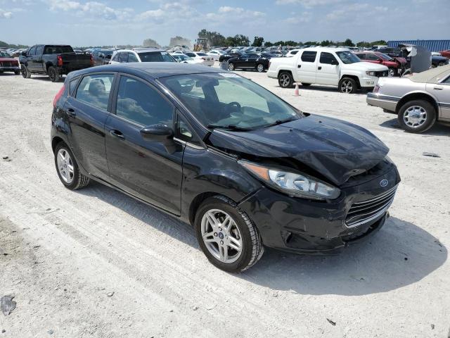 3FADP4EJ4KM155887 - 2019 FORD FIESTA SE BLACK photo 4