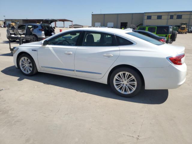 1G4ZP5SZ9JU128853 - 2018 BUICK LACROSSE ESSENCE Blanc photo 2