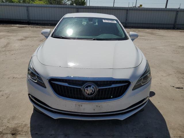 1G4ZP5SZ9JU128853 - 2018 BUICK LACROSSE ESSENCE Blanc photo 5