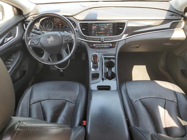 1G4ZP5SZ9JU128853 - 2018 BUICK LACROSSE ESSENCE Blanc photo 8