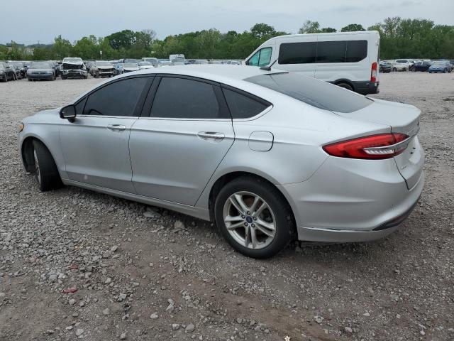 3FA6P0H79JR135539 - 2018 FORD FUSION SE GRAY photo 2