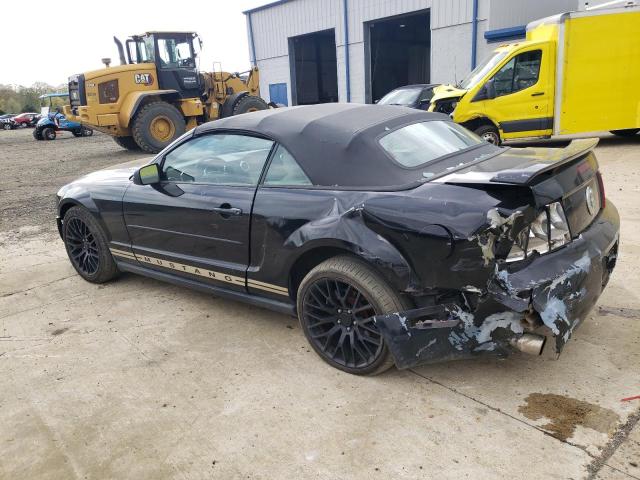 1ZVFT84N155215738 - 2005 FORD MUSTANG BLACK photo 2