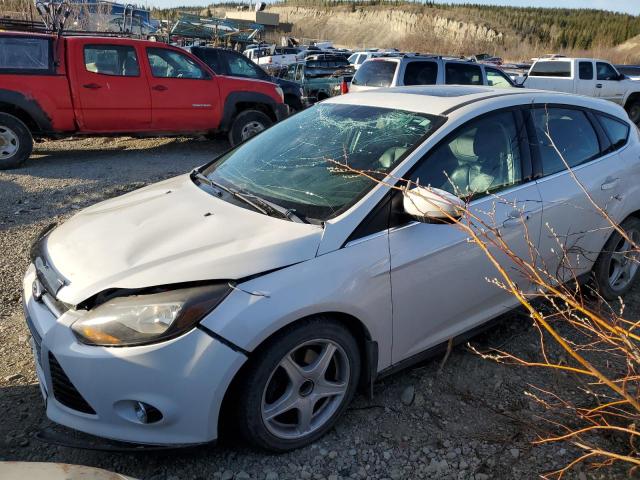 1FAHP3N24CL192669 - 2012 FORD FOCUS TITANIUM WHITE photo 1