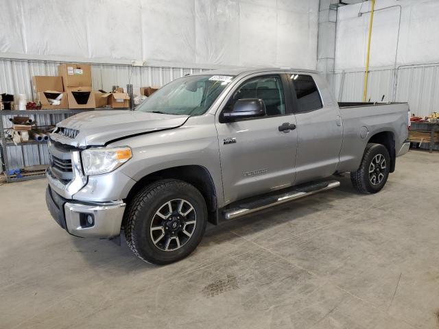 5TFUW5F1XFX488192 - 2015 TOYOTA TUNDRA DOUBLE CAB SR/SR5 SILVER photo 1