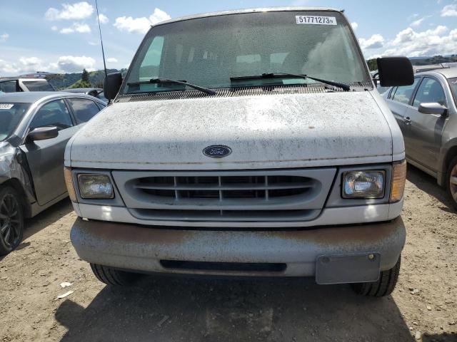 1FBSS31LXXHC02521 - 1999 FORD ECONOLINE E350 SUPER DUTY WAGON WHITE photo 5