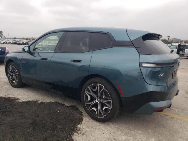 WB523CF07RCR72663 - 2024 BMW IX XDRIVE50 TEAL photo 2