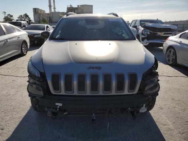 1C4PJMBS8HW521672 - 2017 JEEP CHEROKEE TRAILHAWK SILVER photo 5
