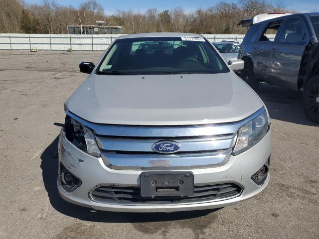 3FAHP0HG2AR311002 - 2010 FORD FUSION SE SILVER photo 5