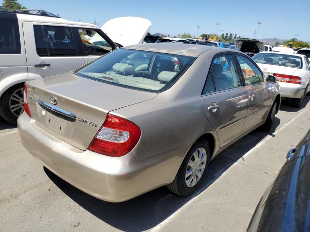 JTDBE32K720093192 - 2002 TOYOTA CAMRY LE GOLD photo 3