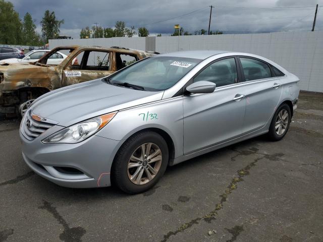 5NPEB4AC6DH762273 - 2013 HYUNDAI SONATA GLS SILVER photo 1