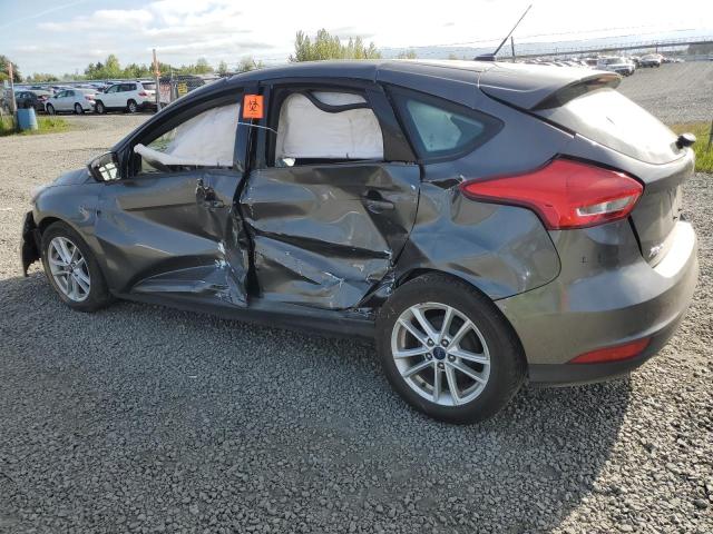 1FADP3K23JL279253 - 2018 FORD FOCUS SE GRAY photo 2