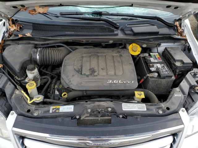 2C4RC1CG2ER257137 - 2014 CHRYSLER TOWN & COU TOURING L WHITE photo 12